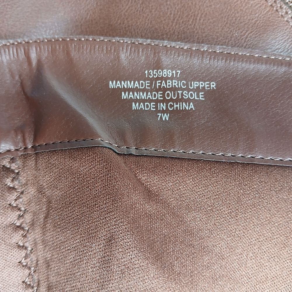 Torrid Knee Riding Boot Brown Buckle Wide Calf Size 7W - Picture 13 of 16